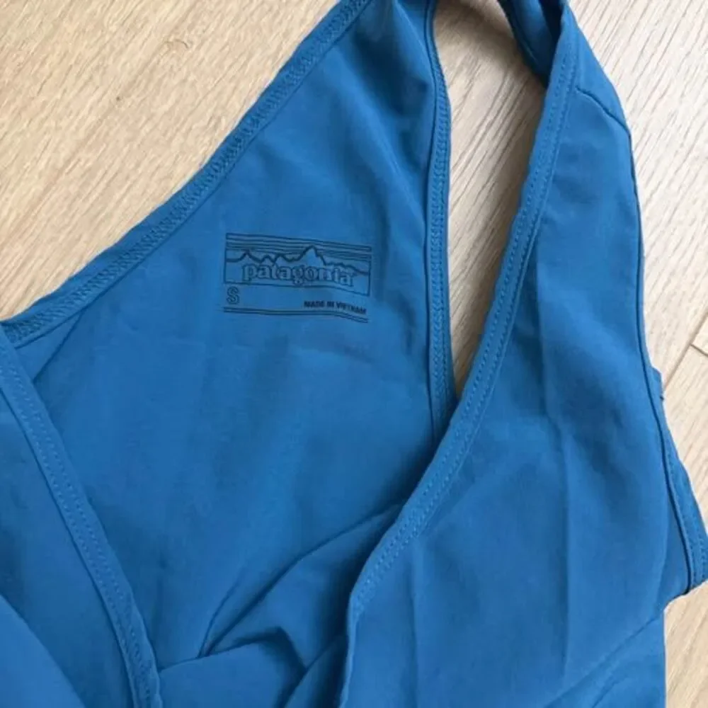 Patagonia Fleetwith Jumpsuit blue women’s size small